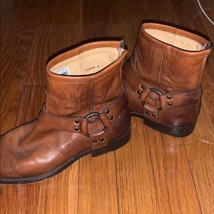 FRYE boots - excellent condition